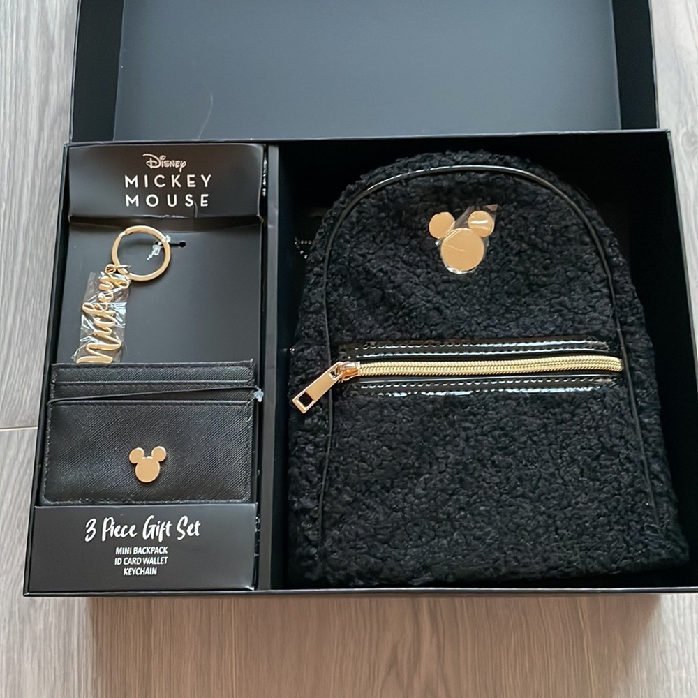 Disney Mickey Mouse Set ✨